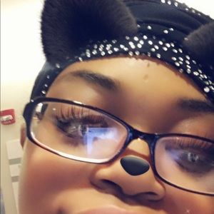 Meet your Posher, Domonique